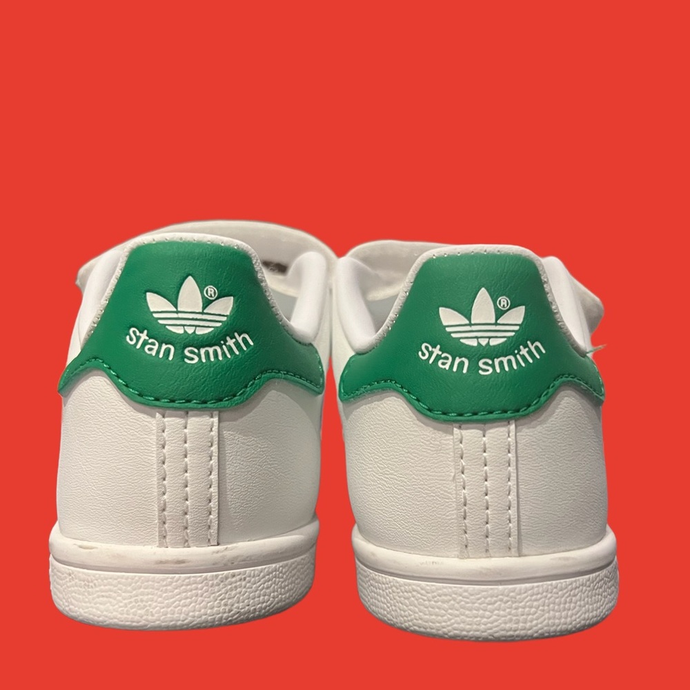 BRAND NEW STAN SMITH ADIDAS LITTLE KIDS SIZE 9M